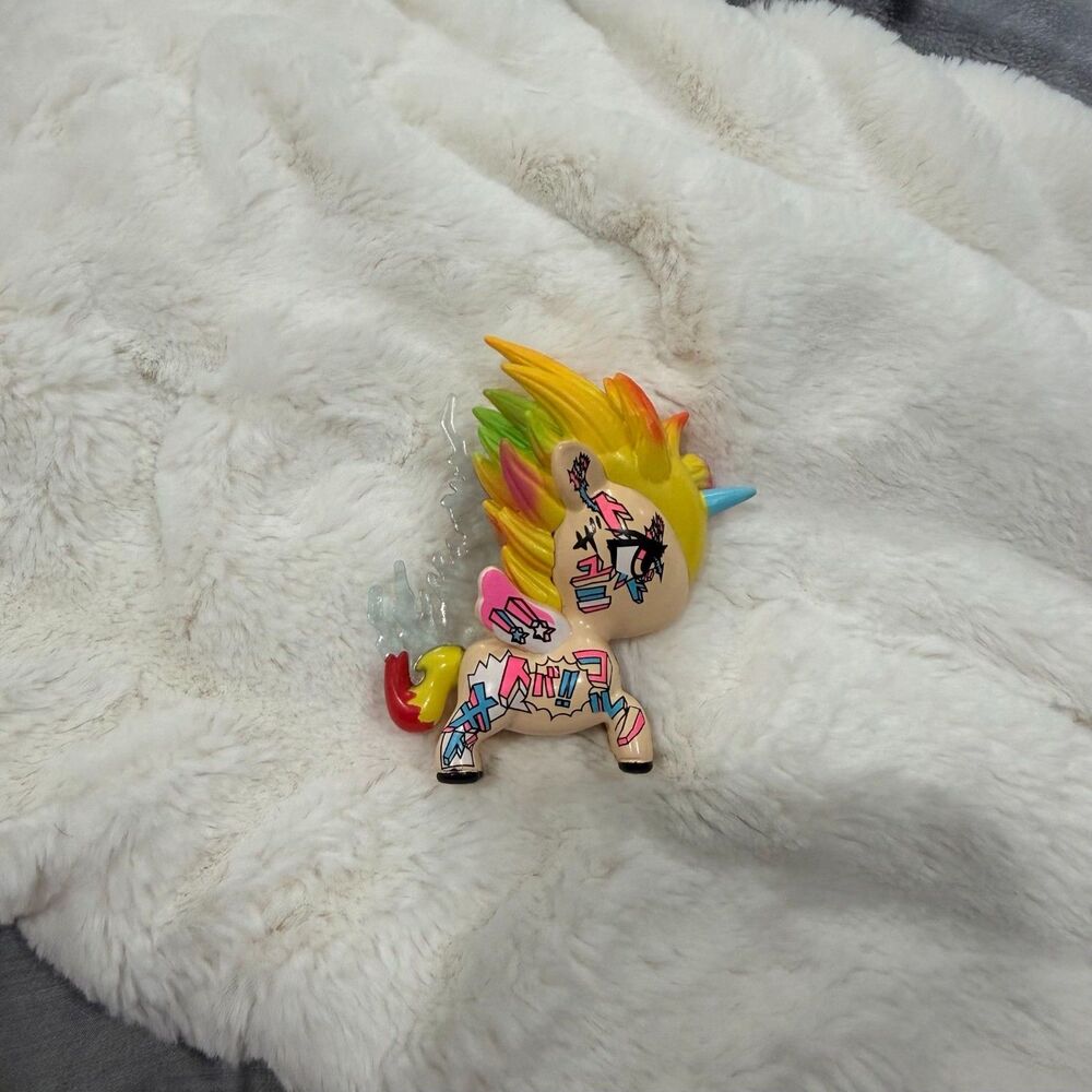 tokidoki unicorno series x "electro manga"